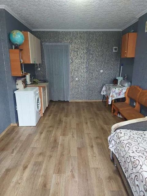 Кімната на Лузанівська вул.