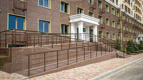 Квартира на Сахарова Академіка вул.