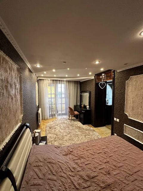 Квартира на Краснова вул.