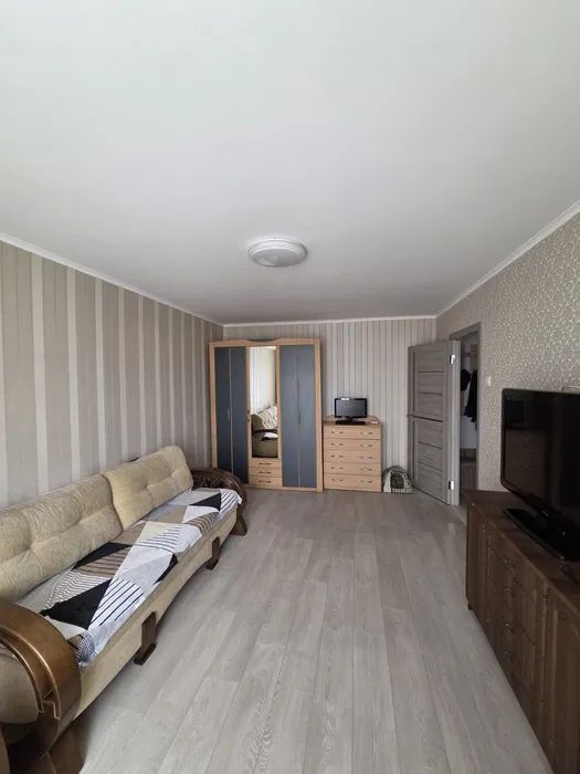 Квартира на Жоліо Кюрі, вул.