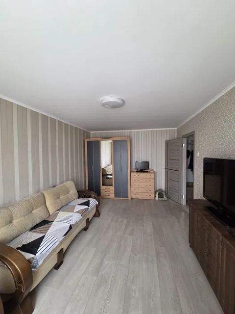 Квартира на Жоліо Кюрі, вул.