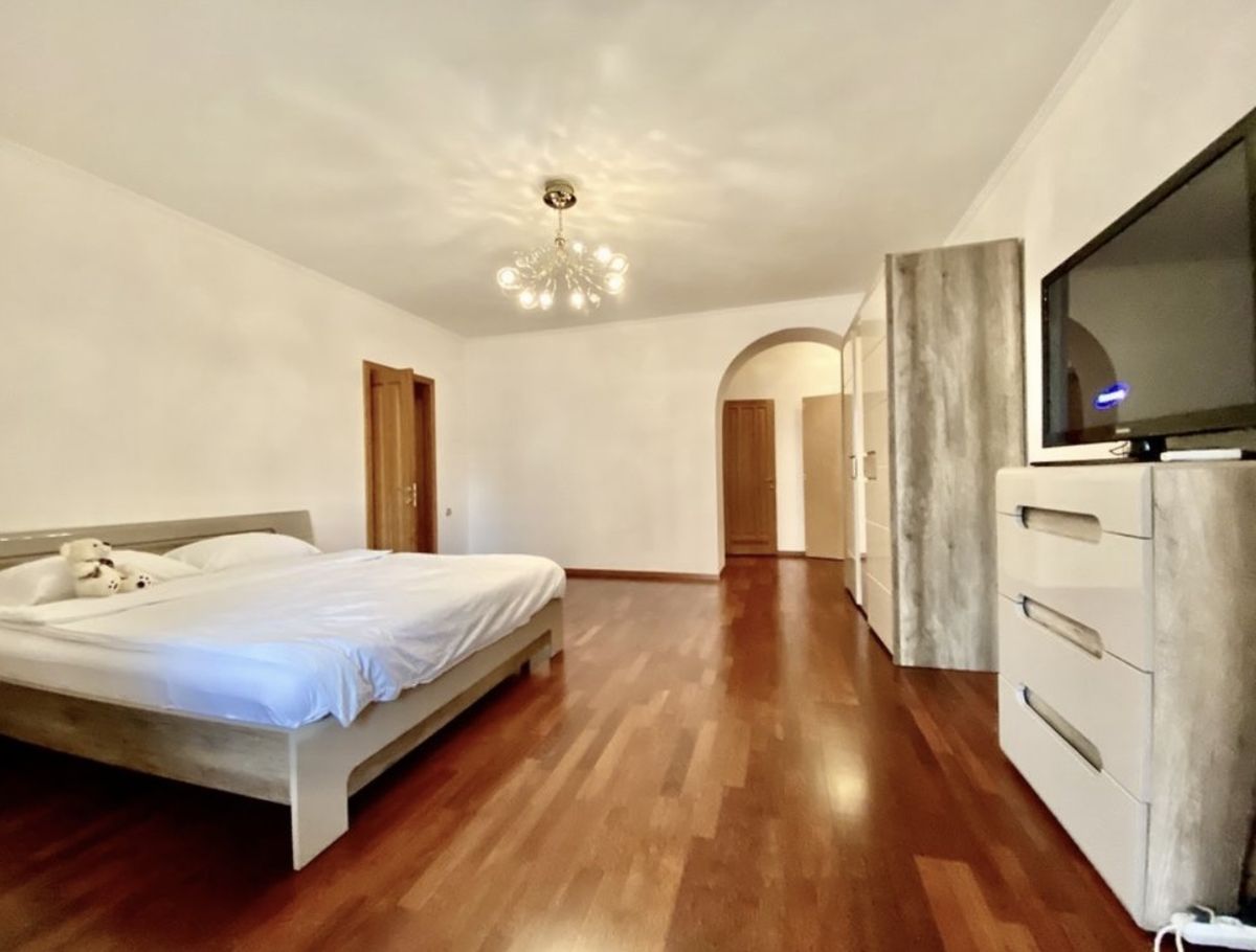 Квартира на Тінистій вул.