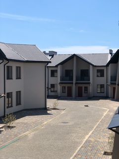 Продаж сучастних та стильних таунхаусів