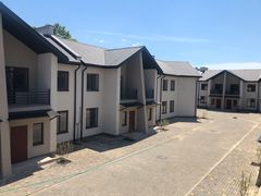 Продаж Сучастних та стильних Таунхаусів