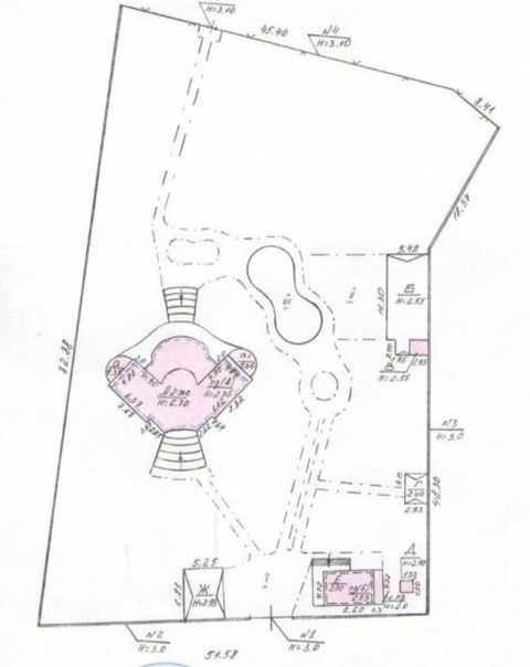 Дом на Набережной ул.