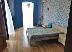 Дом на Набережной ул.