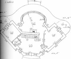 Дом на Набережной ул.