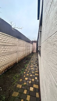 Будинок на Абрикосова вул.