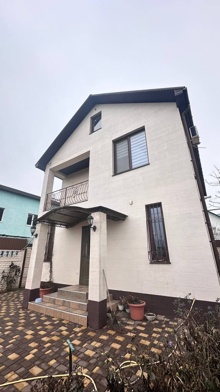 Будинок на Абрикосова вул.