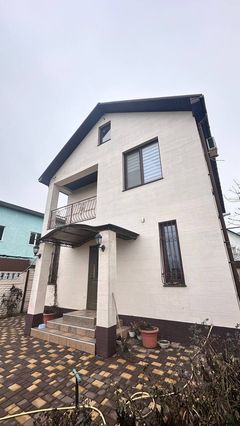 Будинок на Абрикосова вул.