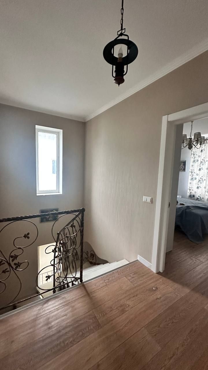 Будинок на Абрикосова вул.