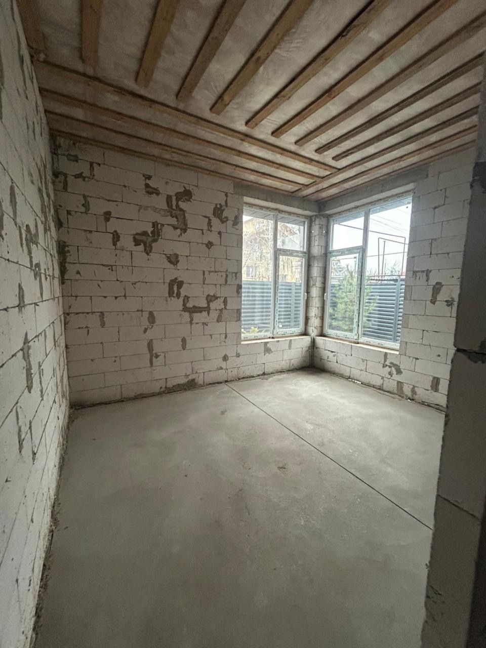 Продам! Терміново! Будинок на Урожайній.