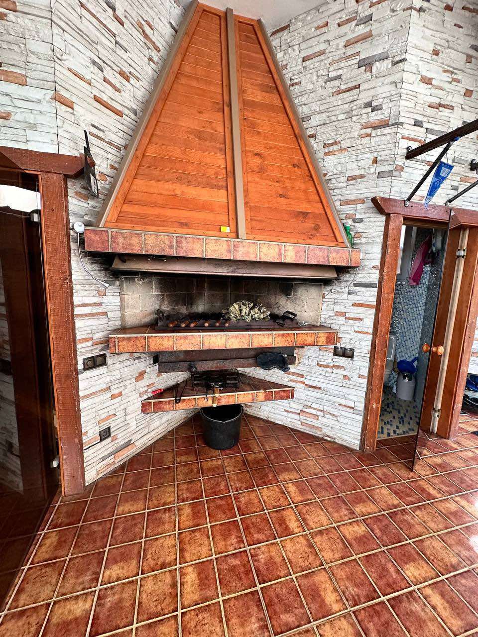 Двоповерховий будинок в Сухому Лимані