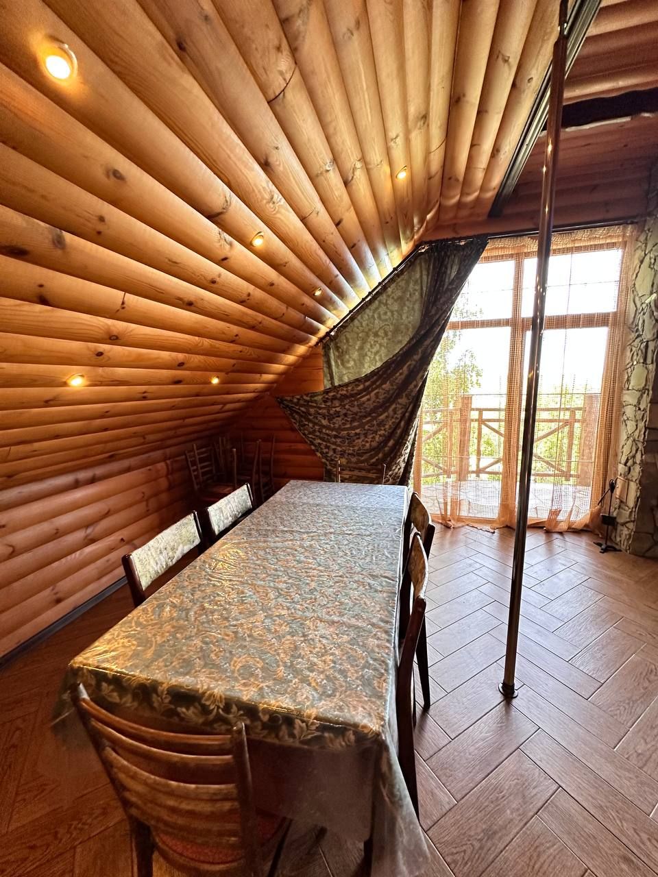 Двоповерховий будинок в Сухому Лимані