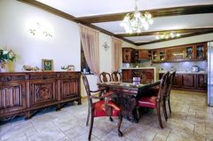 Продам будинок на Чубаївській вул.