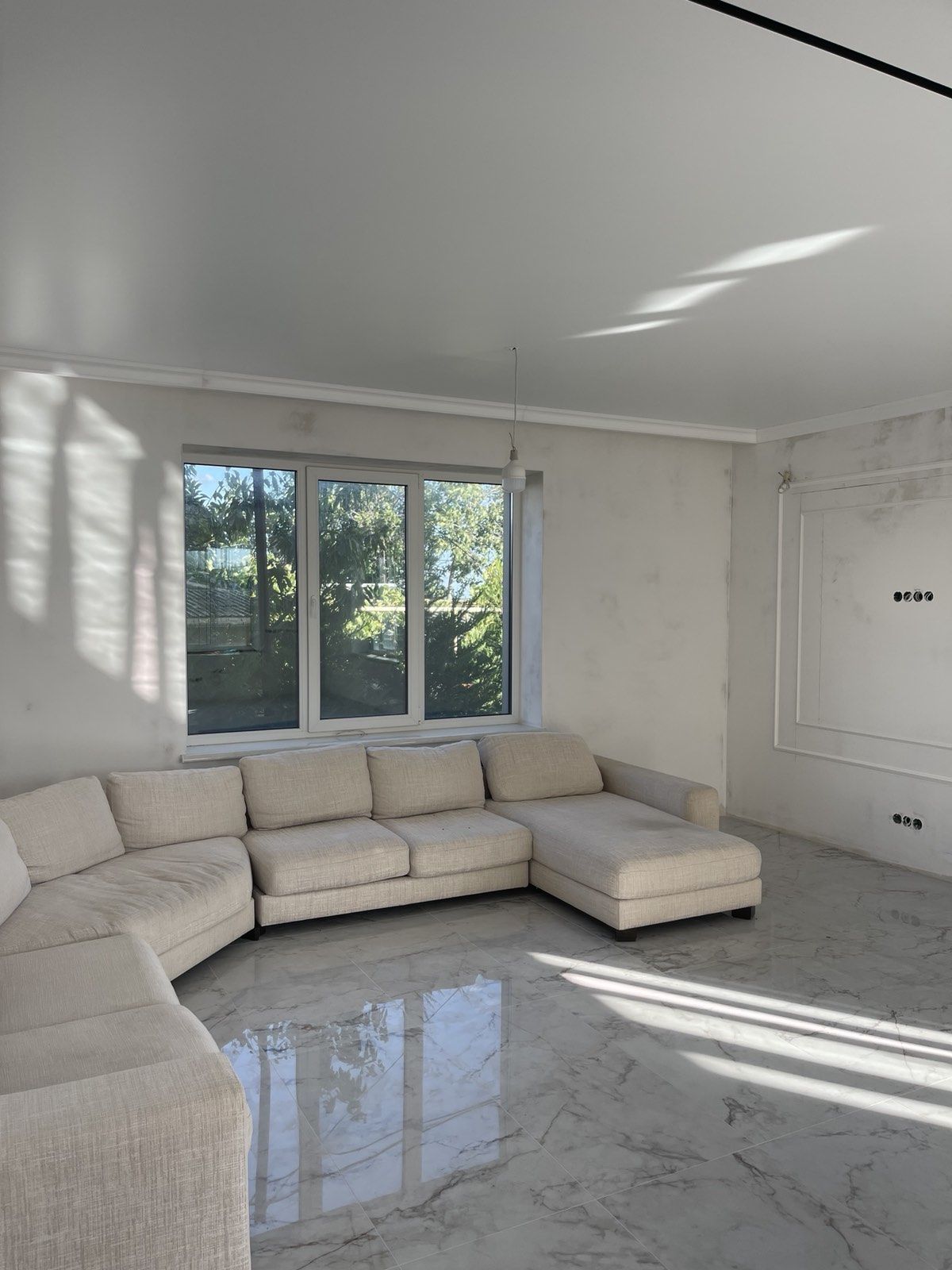 Будинок на Місячна вул.