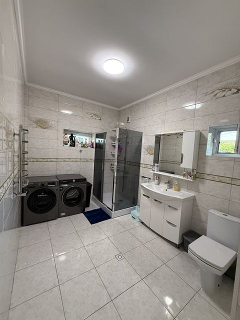 Будинок на Шелухина С. вул.