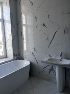 Продается большой красивый дом в Совиньоне1