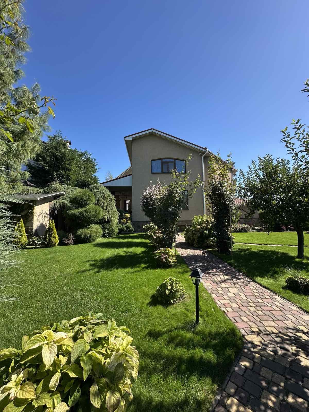 Будинок на Берегова вул.