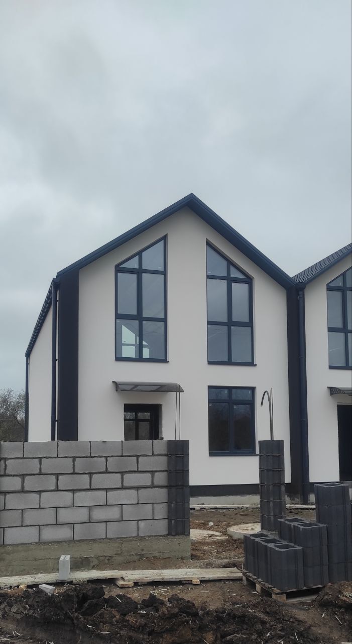 3 кімнатний таунхаус на Бувалкіна вул.