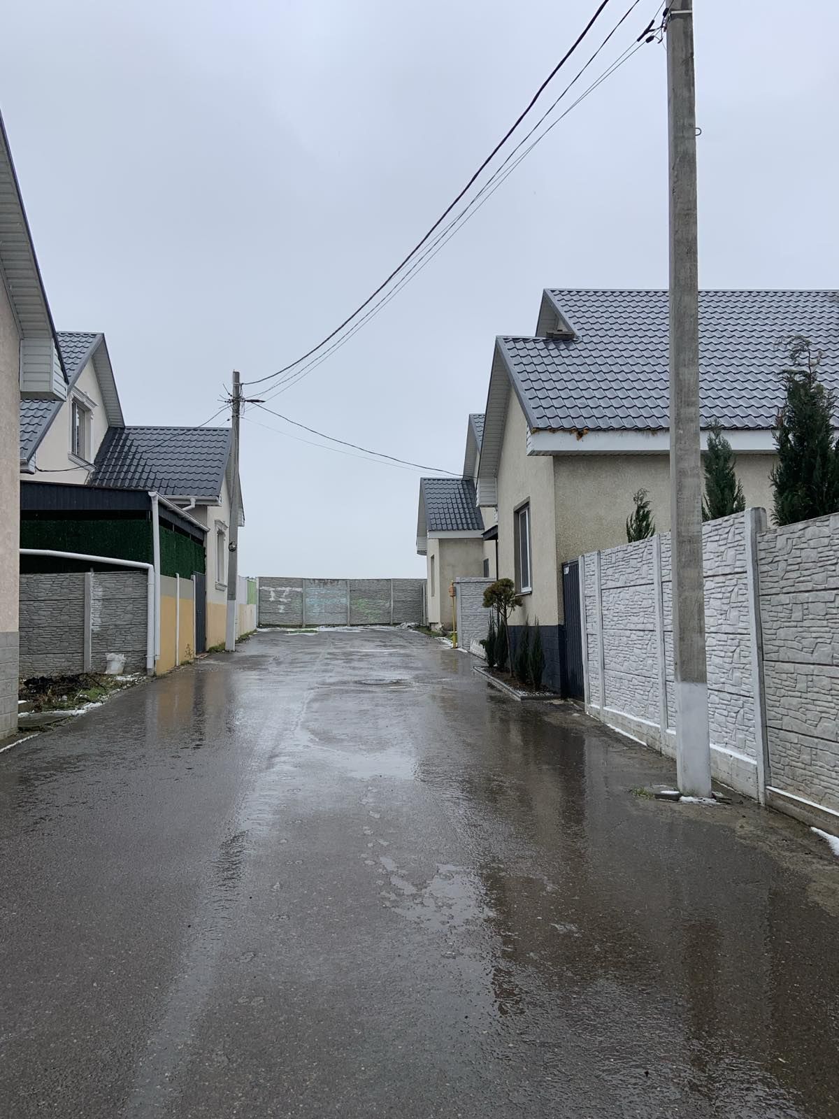 будинок смт. Таірове Масив 15