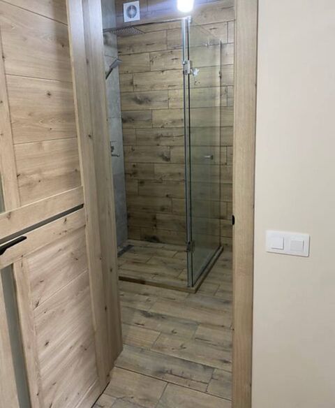 Будинок на Лазурній вул.