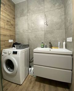 Будинок на Лазурній вул.