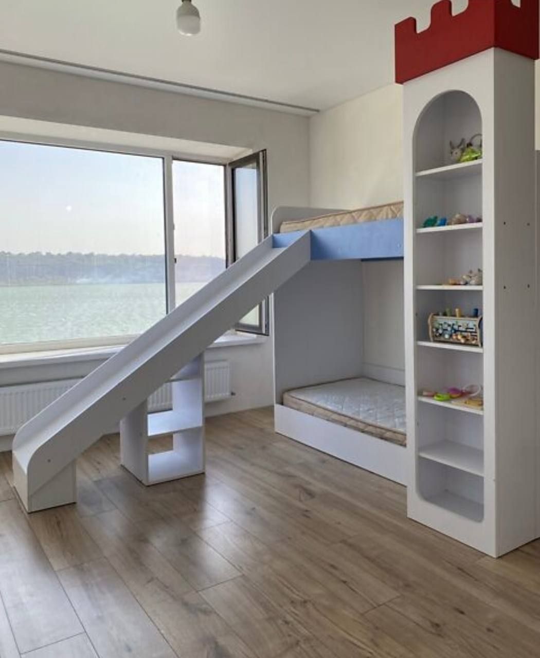 Будинок на Лазурній вул.