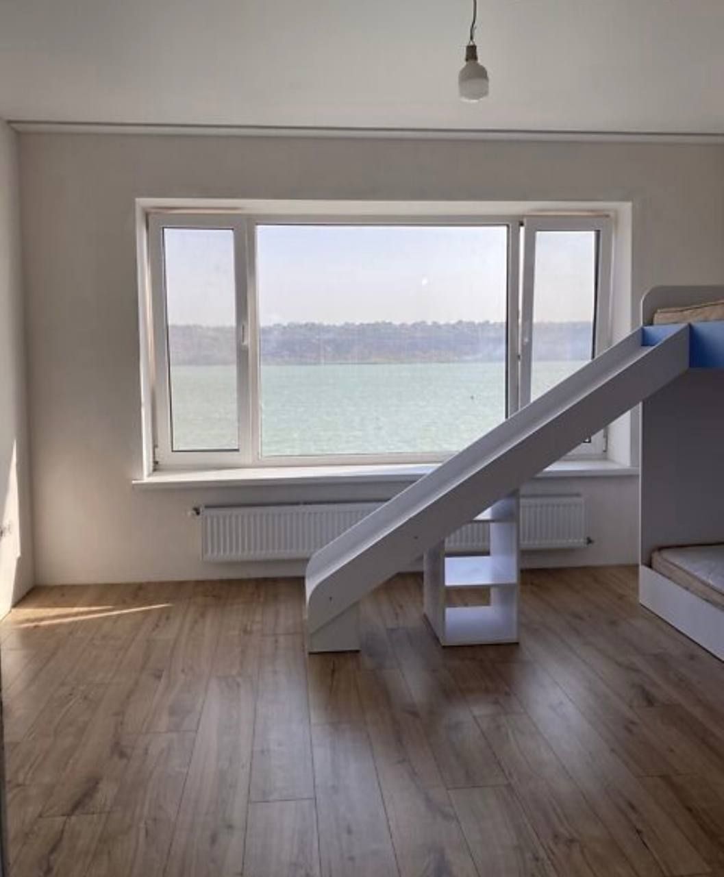 Будинок на Лазурній вул.