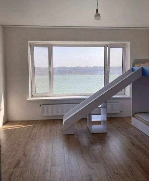 Будинок на Лазурній вул.