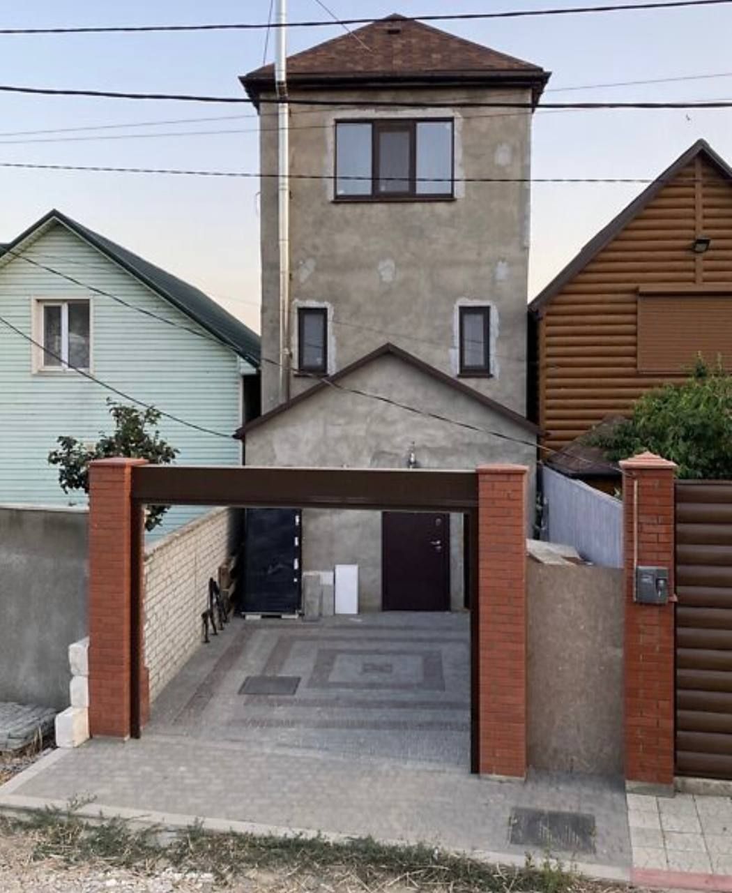 Будинок на Лазурній вул.