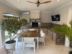 Будинок на Бірюзова вул.