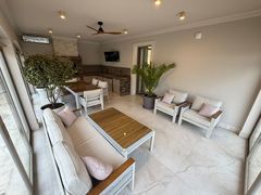 Будинок на Бірюзова вул.