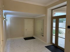 Будинок на Бірюзова вул.