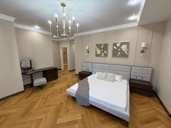 Будинок на Бірюзова вул.