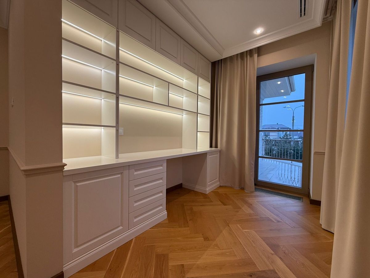 Будинок на Бірюзова вул.