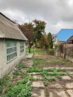 The plot on Almazna Street.