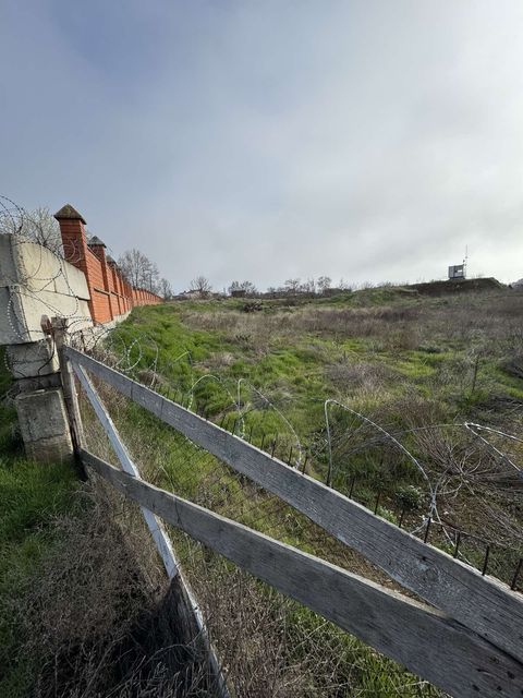 Земельна ділянка на Італійський бульвар вул.