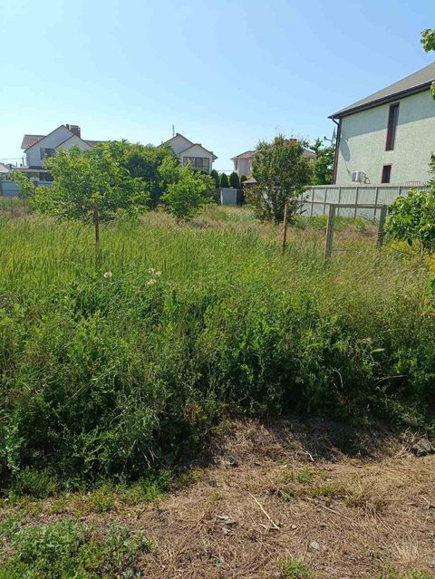 Ділянка на Весняна вул.