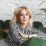 portrait-expressive-woman